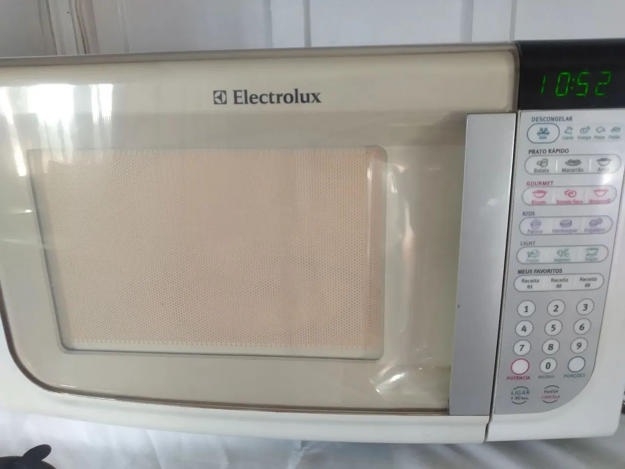 Microondas Electrolux 31litros 110volts impecável entrego testo aceito pix na entrega  - Foto 5