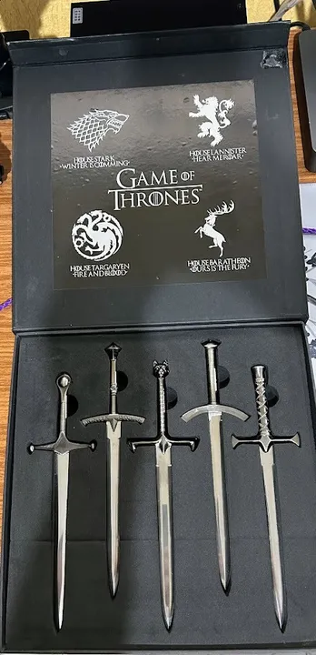 Espadas Coleção Game Of Thrones Casa Dragão + Estojo
