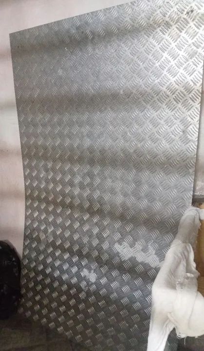 Chapa de alumínio ideal para balcões.