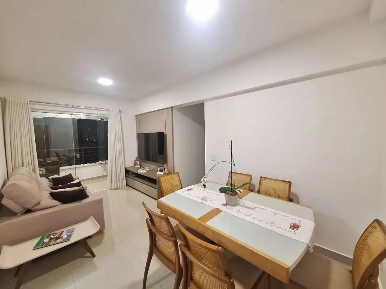 Apartamento de 79 m² com 03 quartos à venda por R$ 595.000 no Setor Oeste - Goiânia