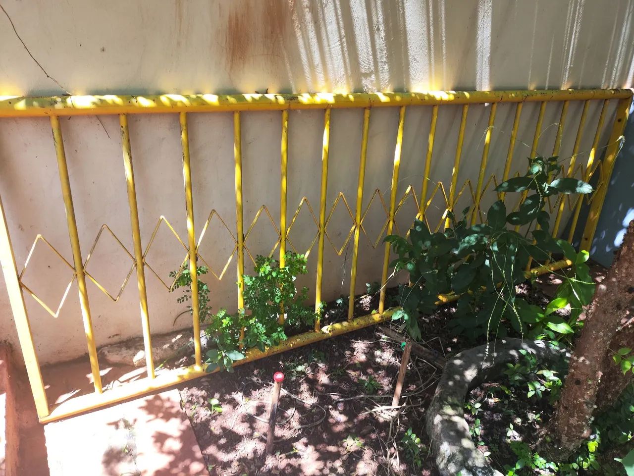 Vendo Grade de ferro em excelente estado  - Foto 3