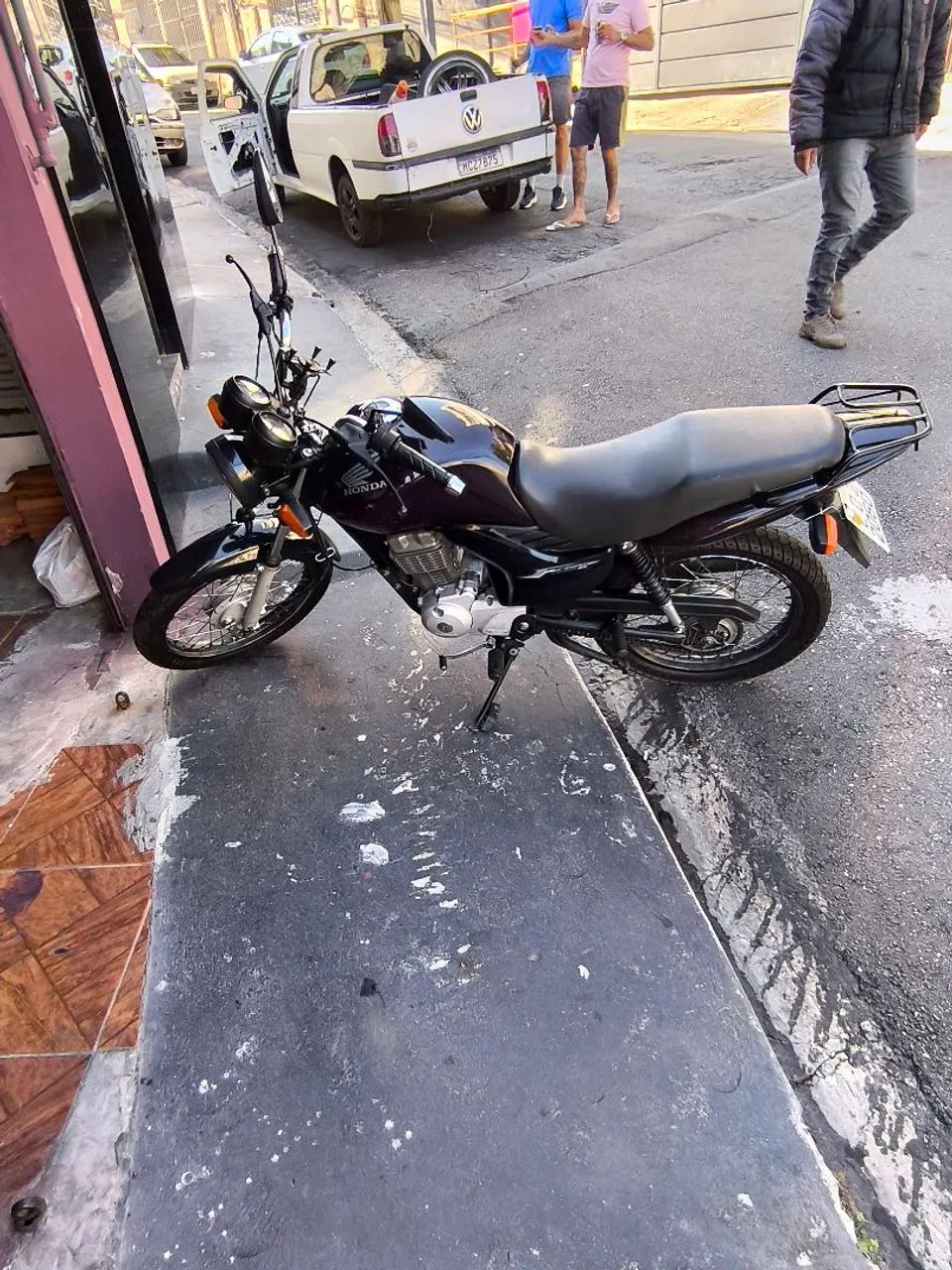 Moto nova único dono pouco km para o ano dela  - Foto 4