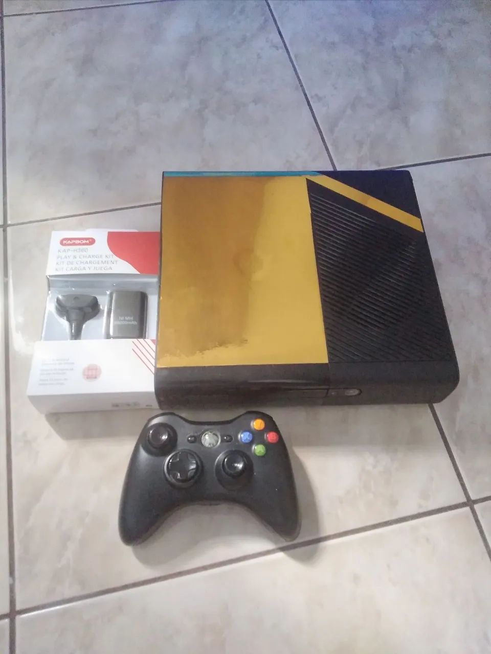 Xbox Dourado 360 RGH 3.0 Super Slim HD320GB Fonte 110v ou 220v 45 jogos instalados no HD  - Foto 4