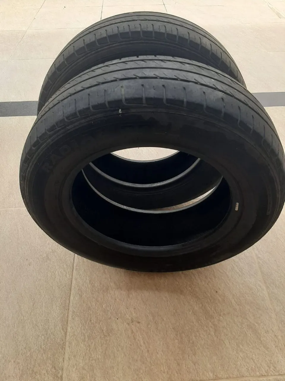 Vendo 2 pneus usados westlake Aro 16 205/65 95H.