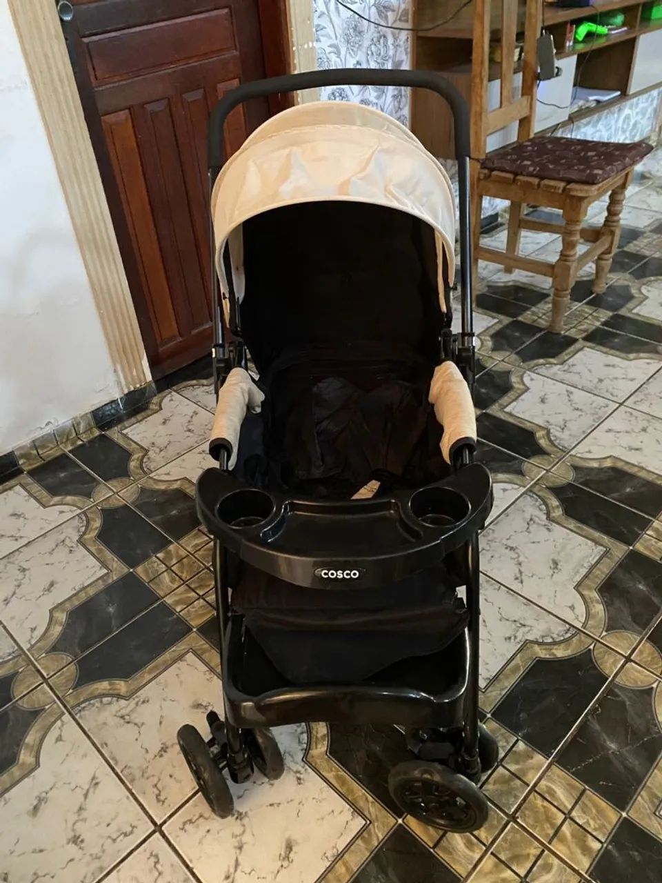 Carrinho de Bebê Cosco