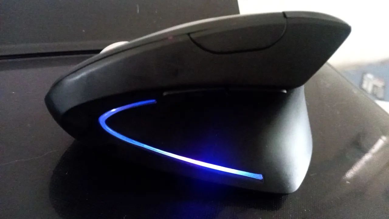 Mouse Logitech MX Master 3S - Sem Fio - Bluetooth - Preto RGB - Foto 4