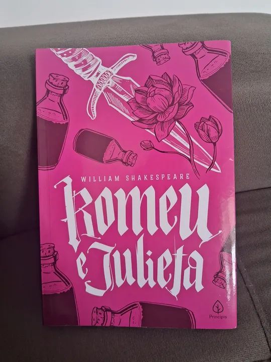 Livro Romeu e Julieta - William Shakespeare