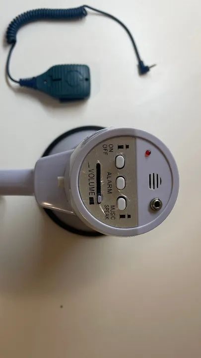 Megafone Com Microfone de mão e Sirene CSR HMP 1503 - Foto 3