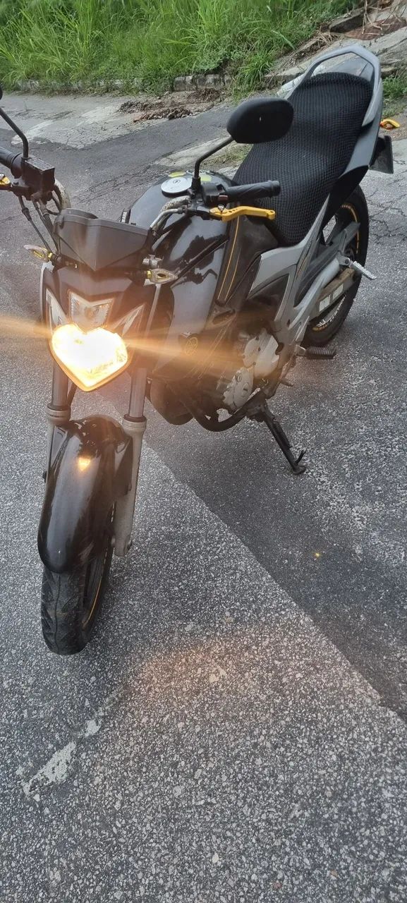 Fazer 250 em dia 2025 OK  - Foto 2