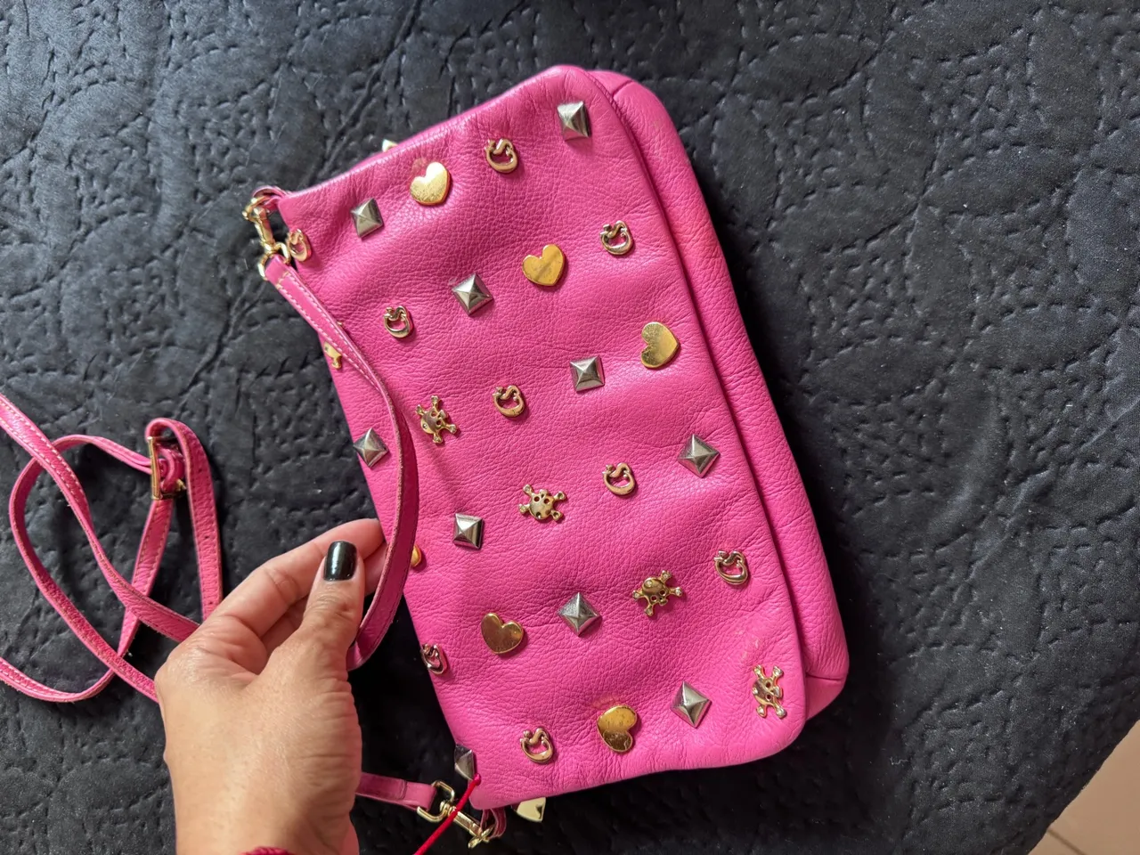 Bolsa de Ombro Pink com Detalhes Dourados