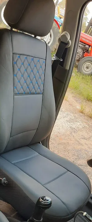 Capas de automóveis de courvin