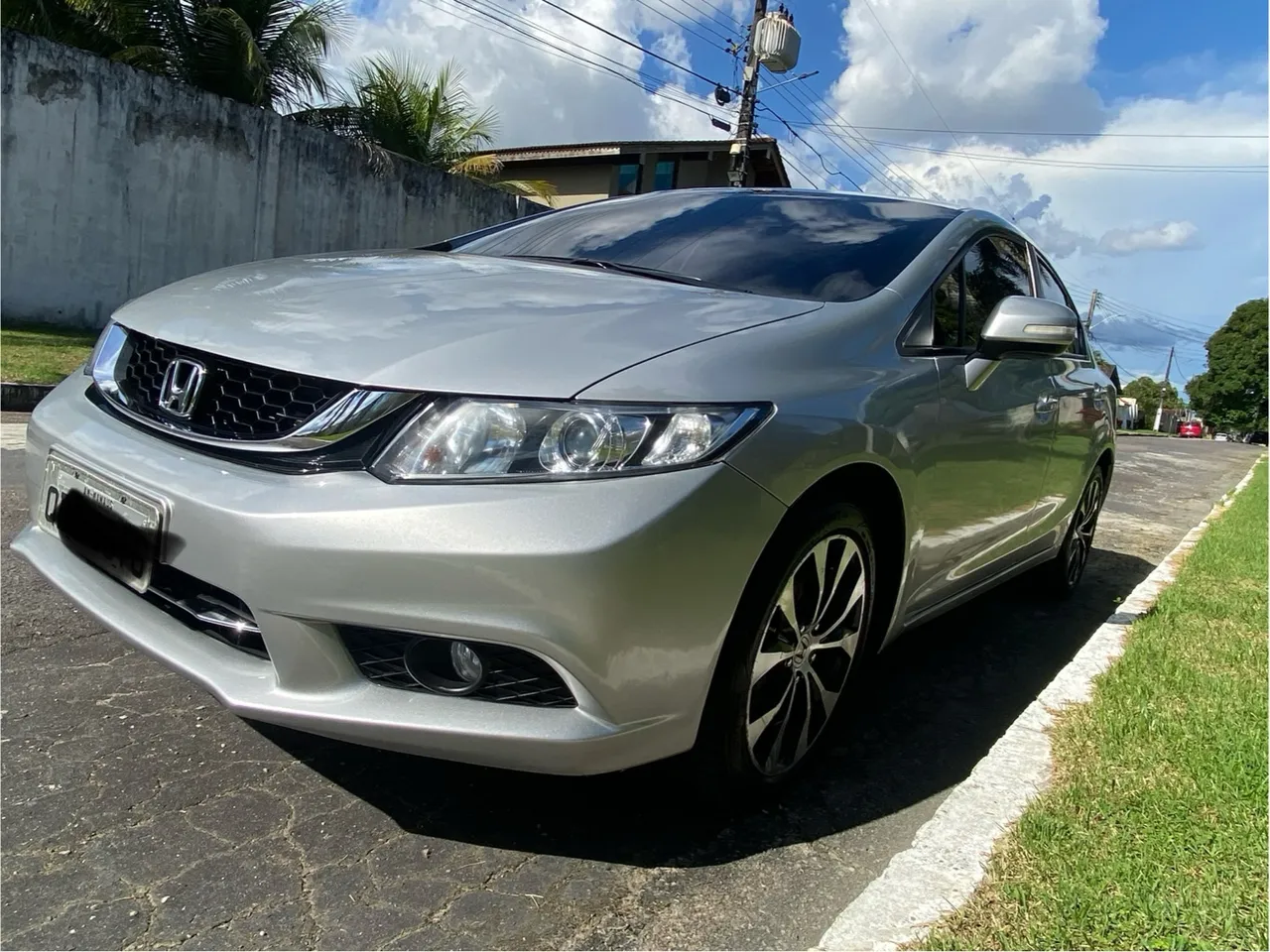 CIVIC 2015/16 Muito conservado