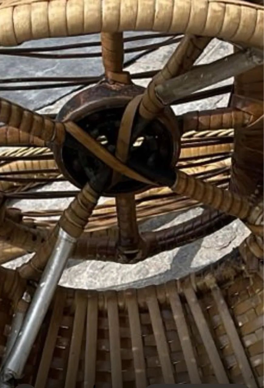 Poltrona Giratória Ratan Sintético  - Foto 4