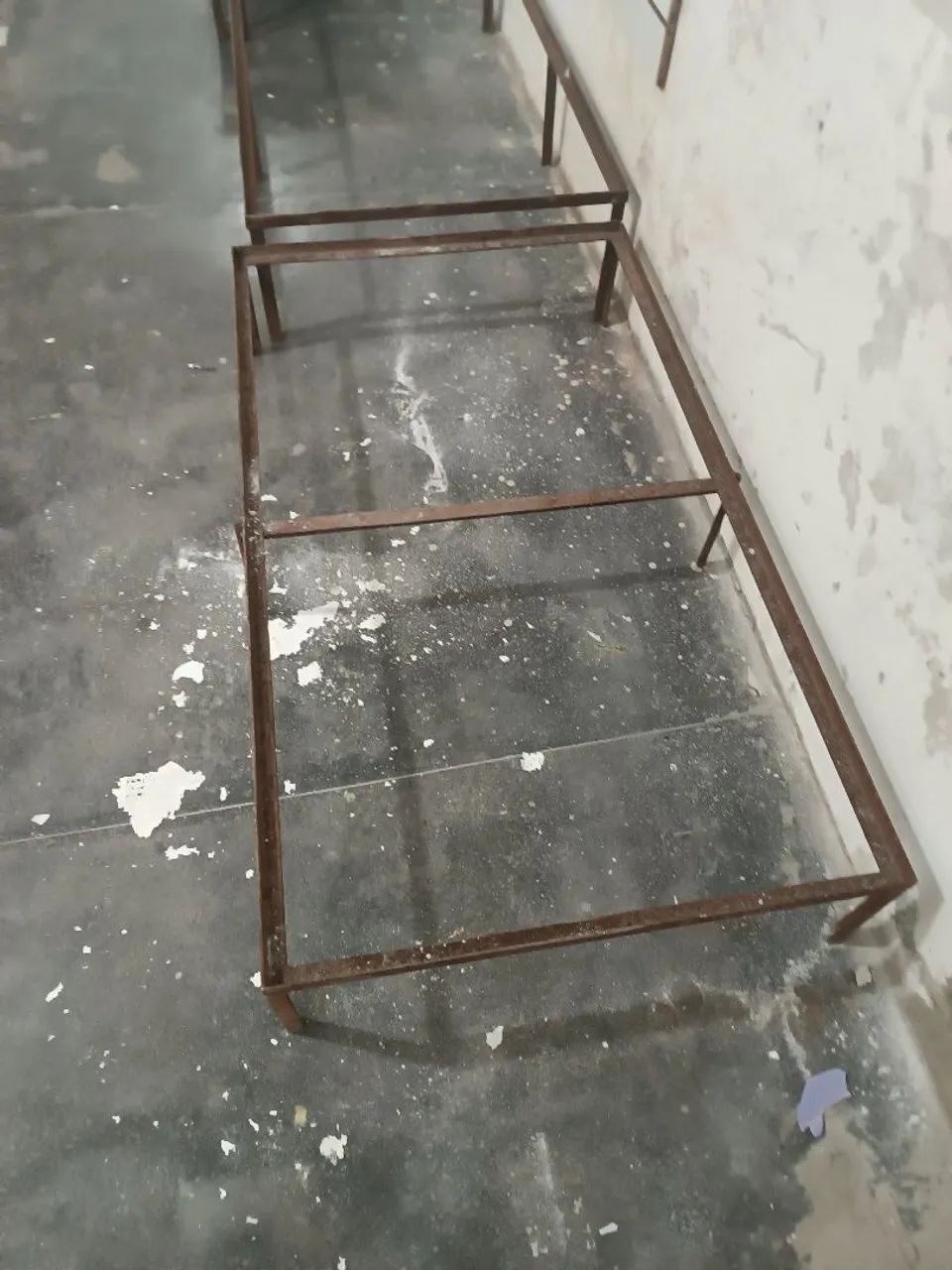 Pallets/Suporte de Metal - 1,30x0,75m