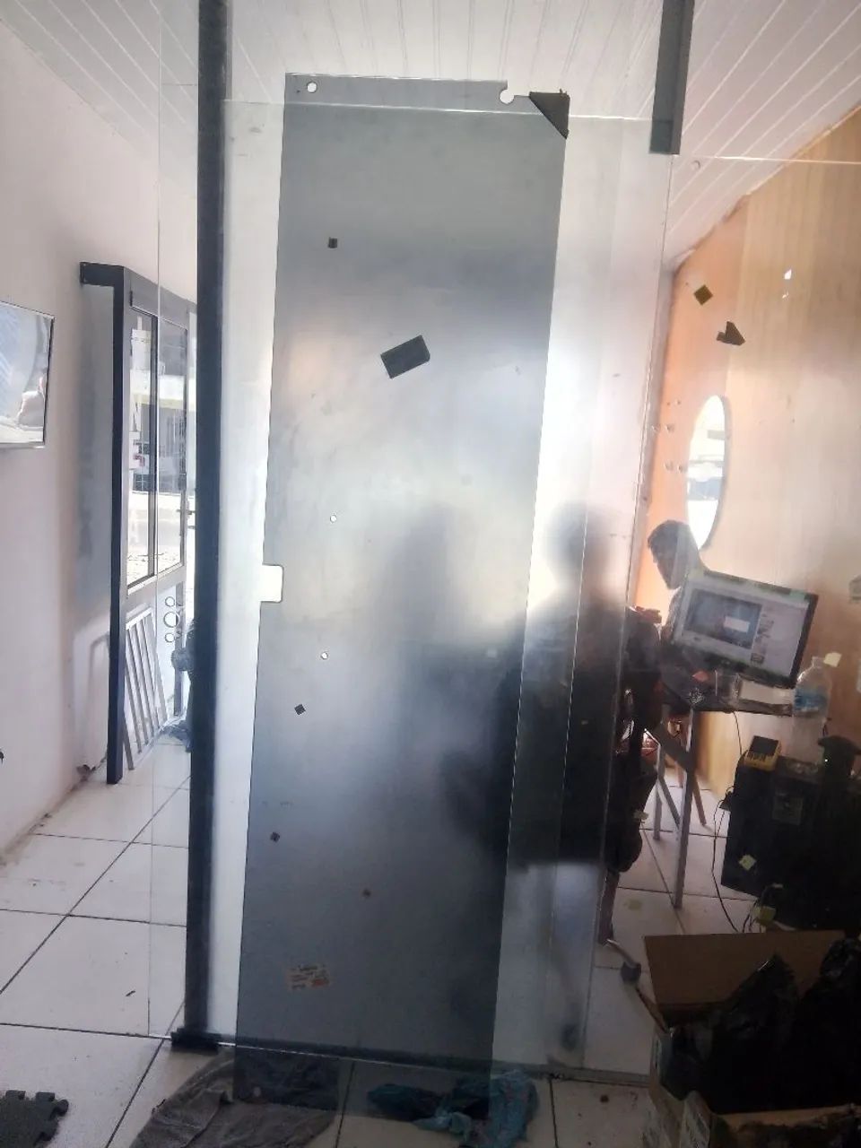 PORTA DE VIDRO TEMPERADO - Foto 2