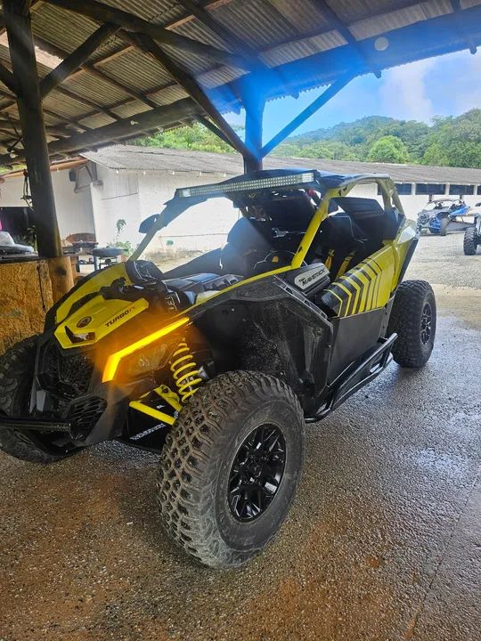 Can-Am Maverick X3 120 Turbo - Impecável!