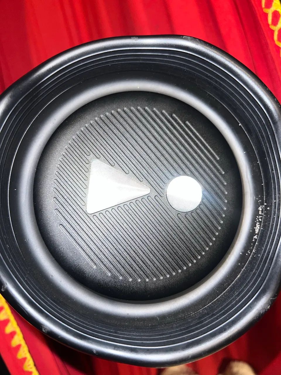 BOMBOX JBL364352405220995123