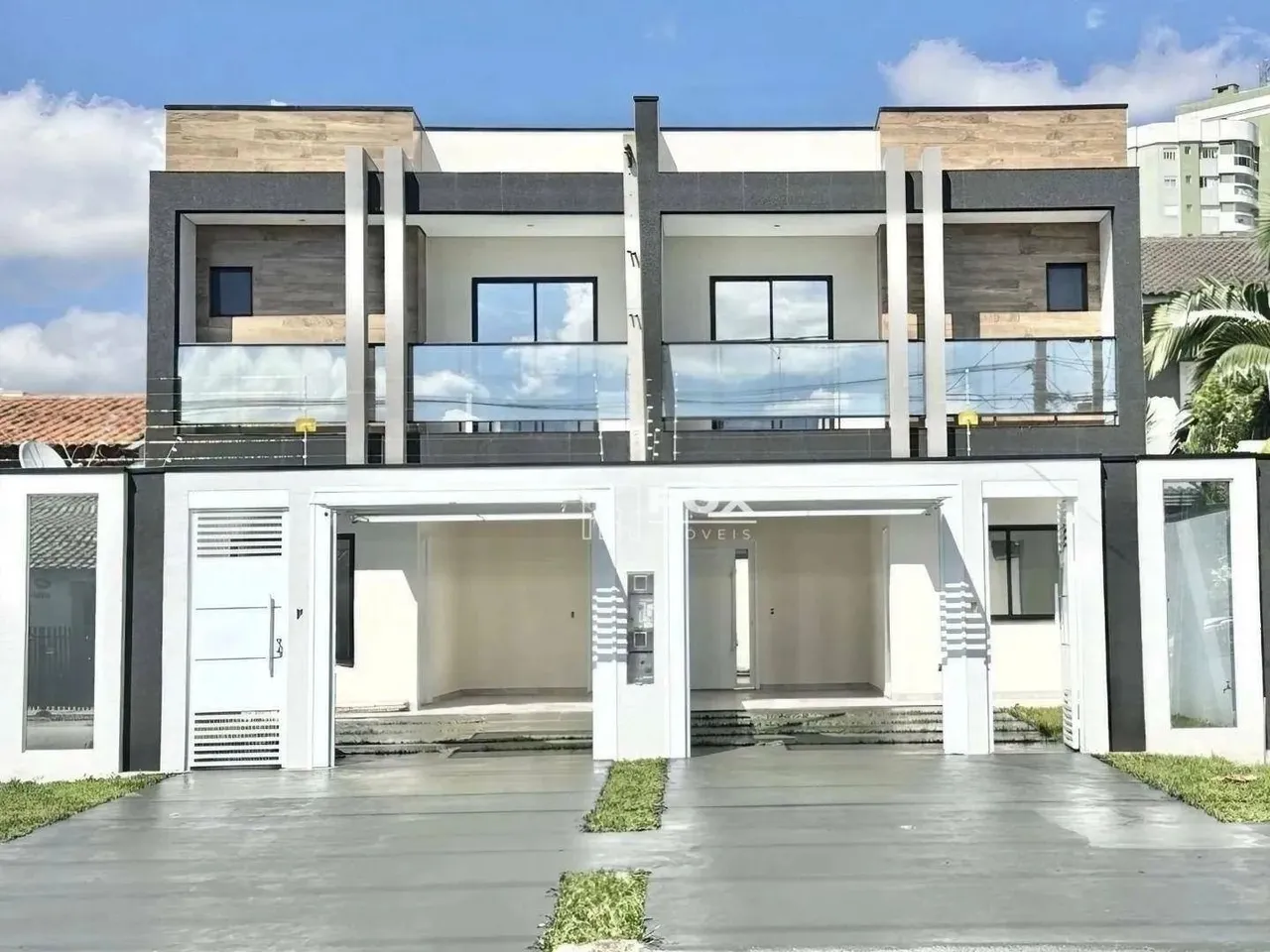 Sobrado com 3 quartos suítes à venda, 160 m² por R$ 1.199.000 - Centro - São José dos Pinh