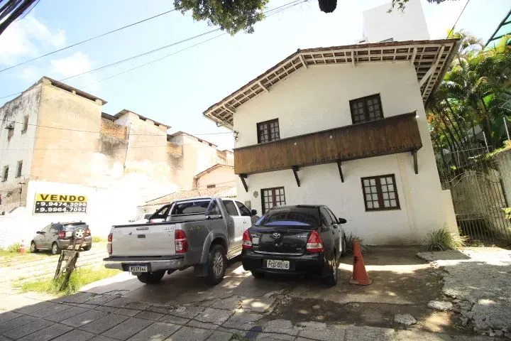 Casa comercial para venda com 12 vagas estacionamento e 530 m2 em Boa Vista - Recife - PE