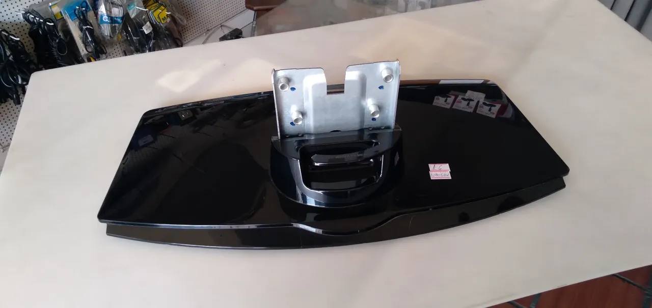 "base pedestal tv lg" - Peças e Acessórios para TV no Brasil