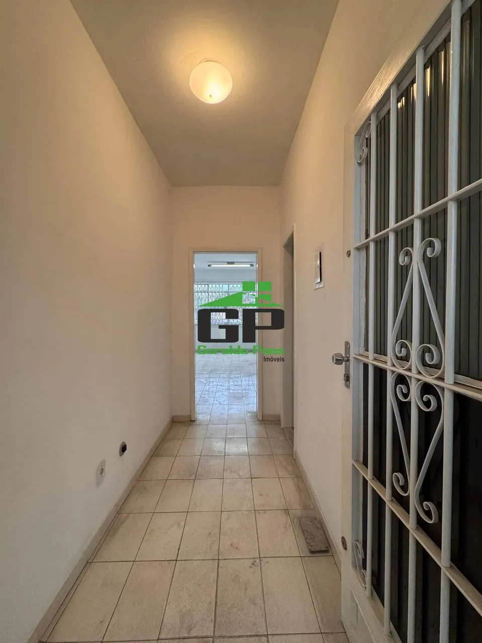 Sala Comercial para alugar, 34 m² por R$ 1400,00/mês - Vila Valqueire