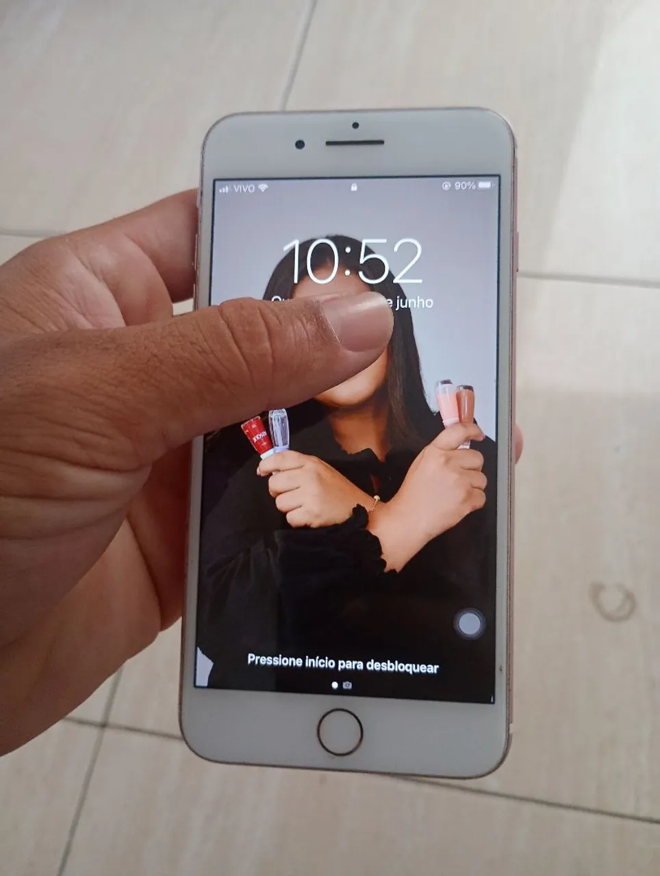 iPhone 7 plus pra vender logo nada a fazer, em perfeito estado, muito bem conservado.