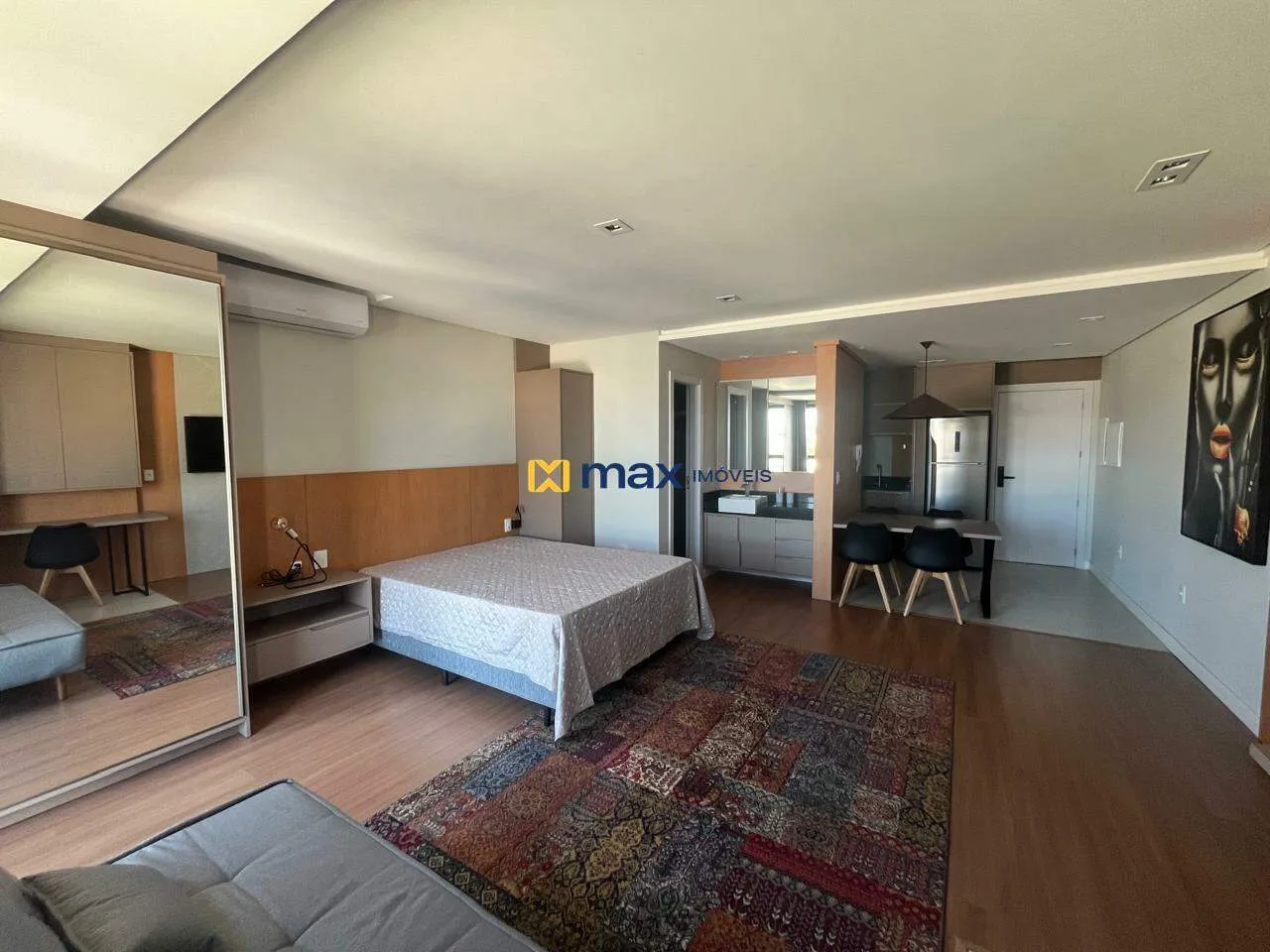 Locação: Loft para locação. Bairro: Estados. Balneário Camboriú.