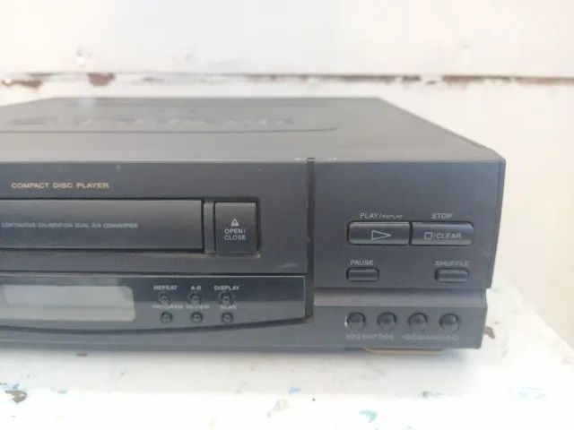 TOCA CD PLAYER GRADIENTE CDP-AT3 - DEFEITO - Foto 4