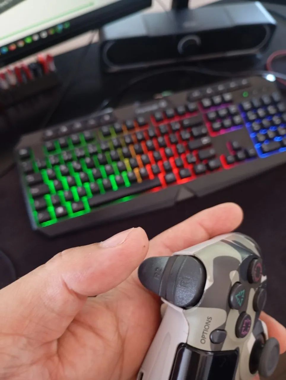 Controle PS4 Paralelo -  DEFEITO LEIA O ANÚNCIO  - Foto 3