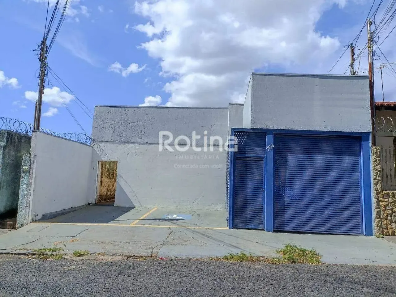 Casa à venda, 3 quartos, Martins - Uberlândia/MG - Rotina Imobiliária