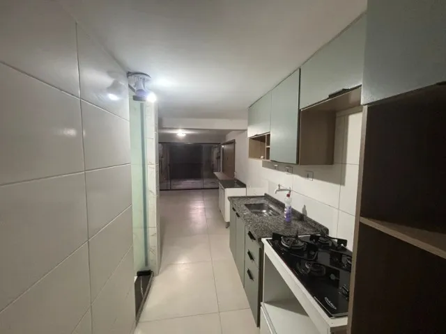 Alugo casa com 1 quarto para Mulher ou Casal de Mulheres. Aluguel 1600 sozinha 1750 Casal.