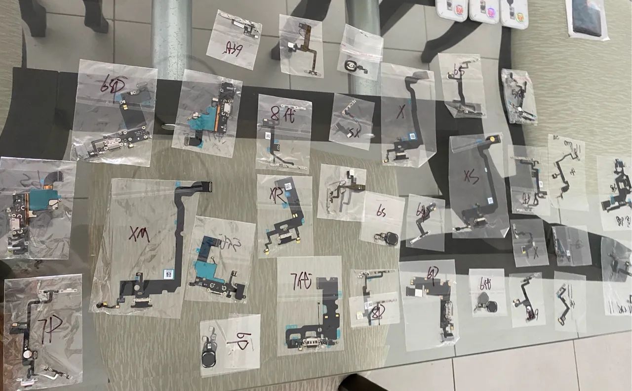 PEÇAS IPHONE (tudo por $149) - Foto 3