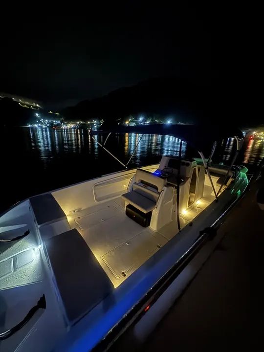 Lancha Catamarã 30pes 2x3000hp - Foto 10