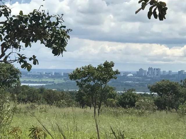 Lote no Condomínio Privê II Lago Norte