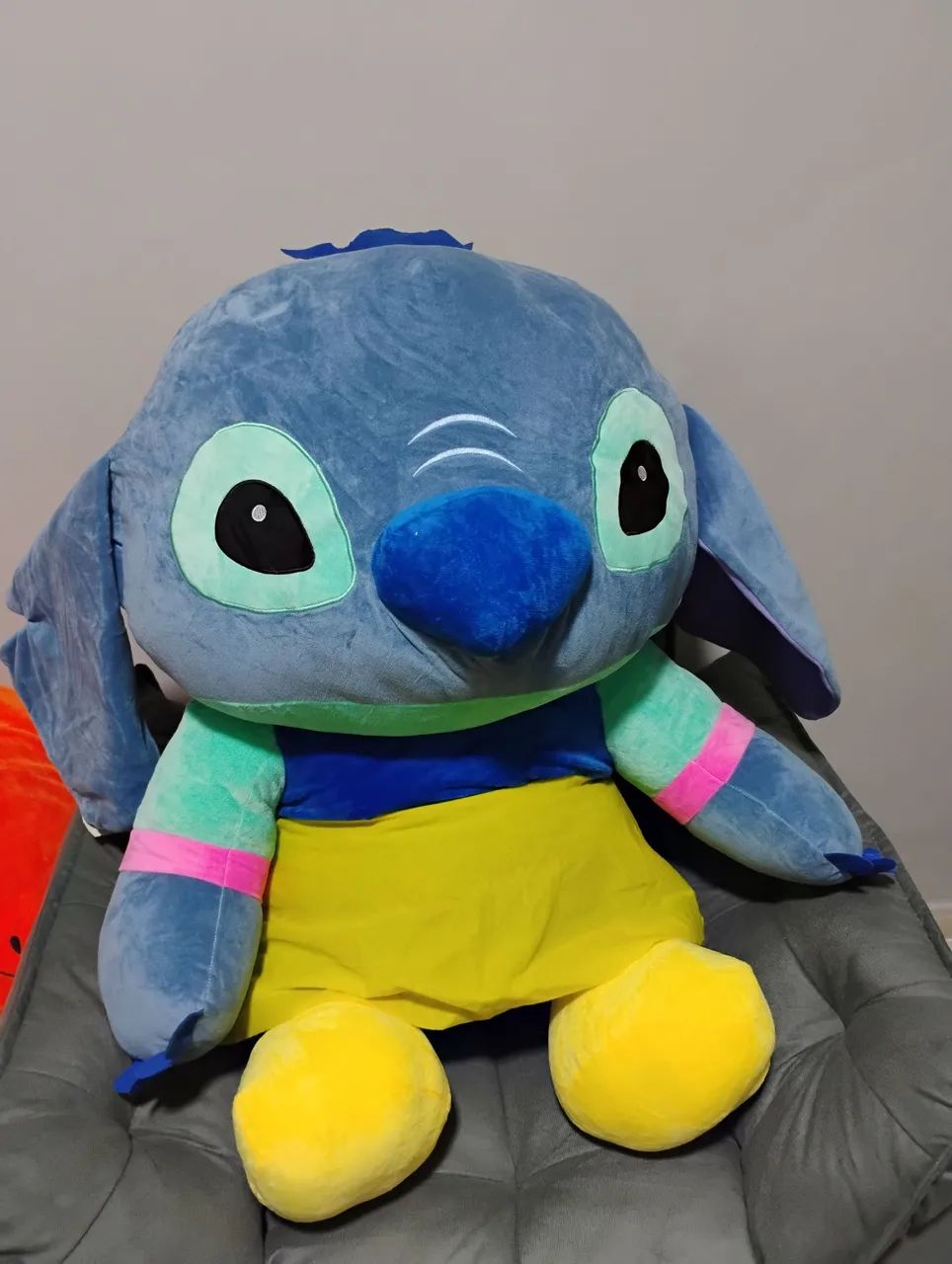Pelúcias Winnie the Pooh, Stitch e Pantera cor-de-rosa - Foto 5