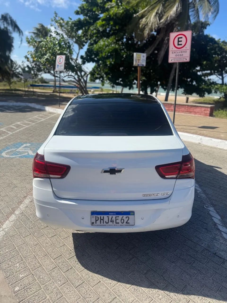 Cobat 4 portas LTZ completo2017- R$25mil  perfeita condição  - Foto 2