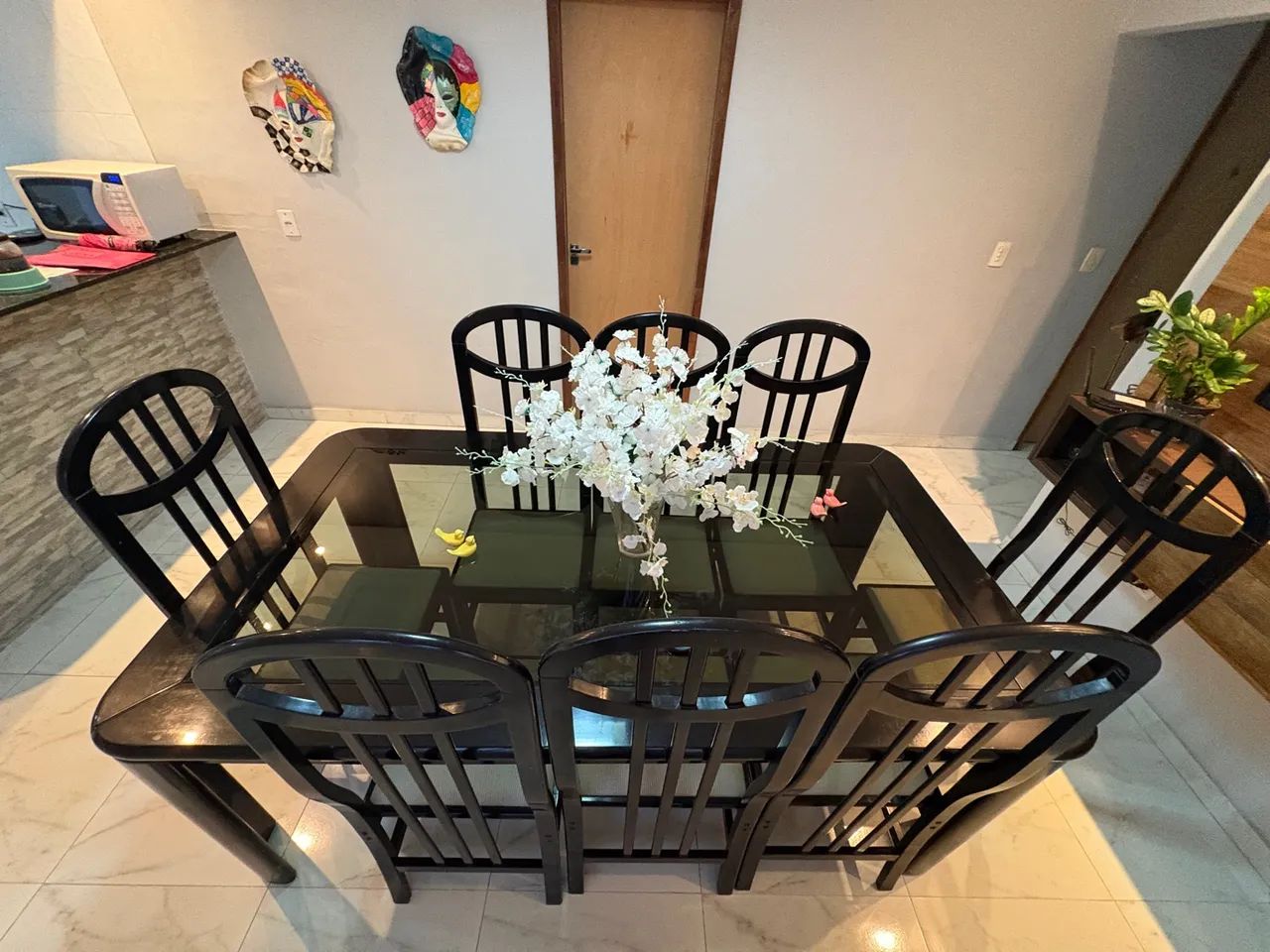 Mesa de Jantar em Madeira Maciça - 8 Cadeiras
