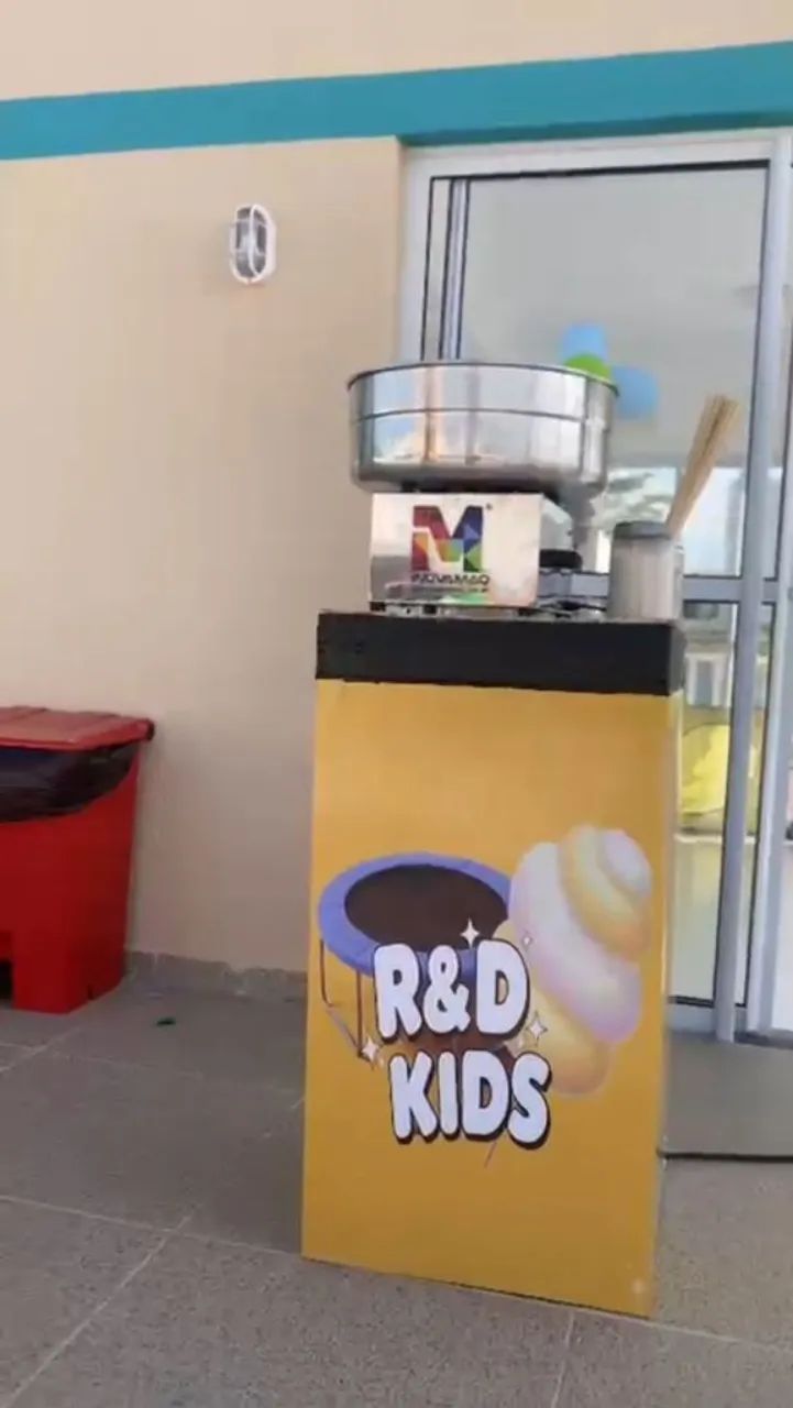 Pula pula e algodão doce  - Foto 2