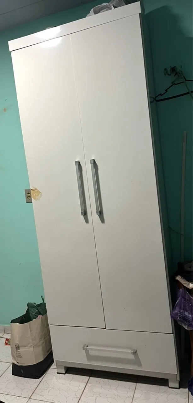 Guarda-Roupa Branco 2 Portas com Gaveta