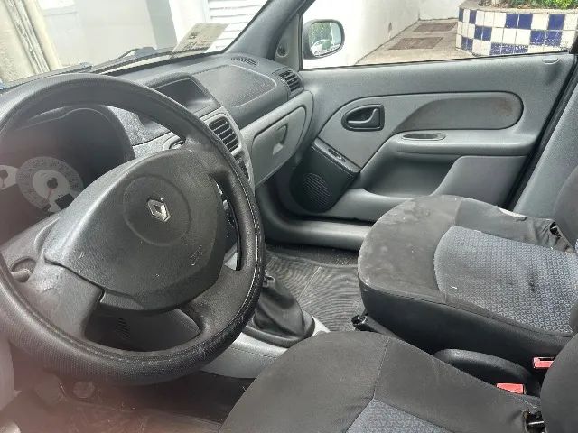Renault Clio 2006 com kit GNV 