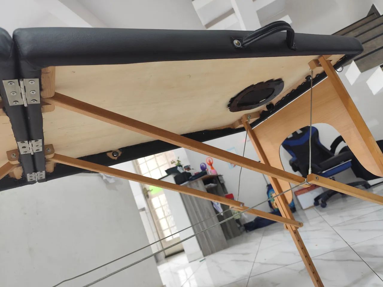 Maca de sobrancelha que vira maleta - Foto 3