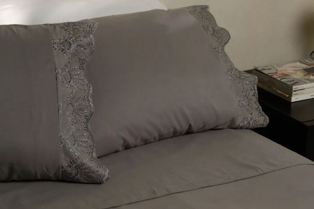 Jogo de Cama  casal com Renda - Rosa borderi - Foto 3