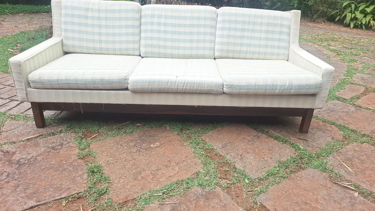 Sofá três lugares década de 50- Sérgio Rodrigues 