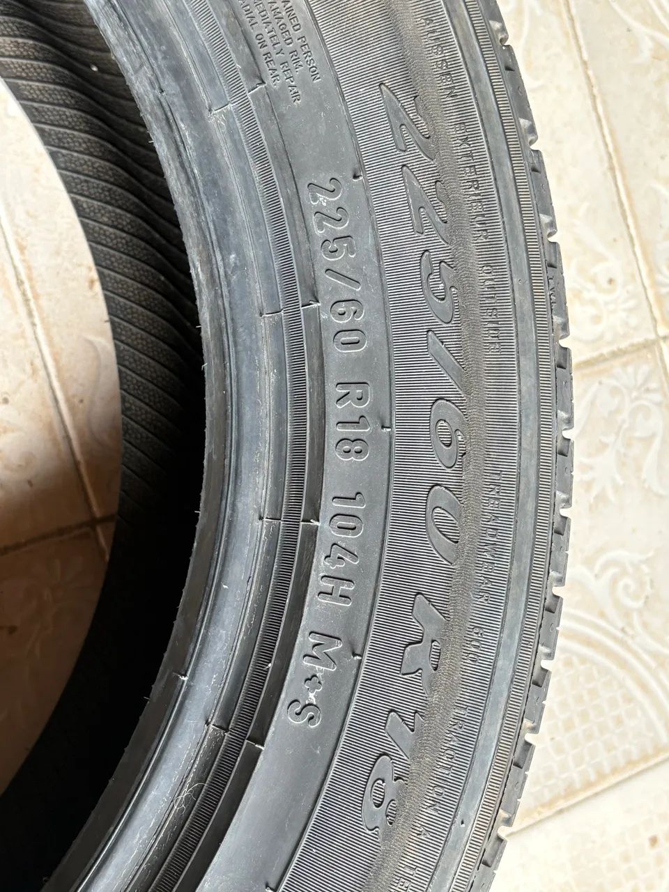 Pneu Pirelli Aro 18 Scorpion 225/60R18 104H XL - Foto 2