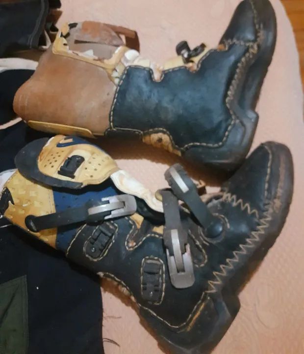 Lote de roupas para trilha - Foto 5