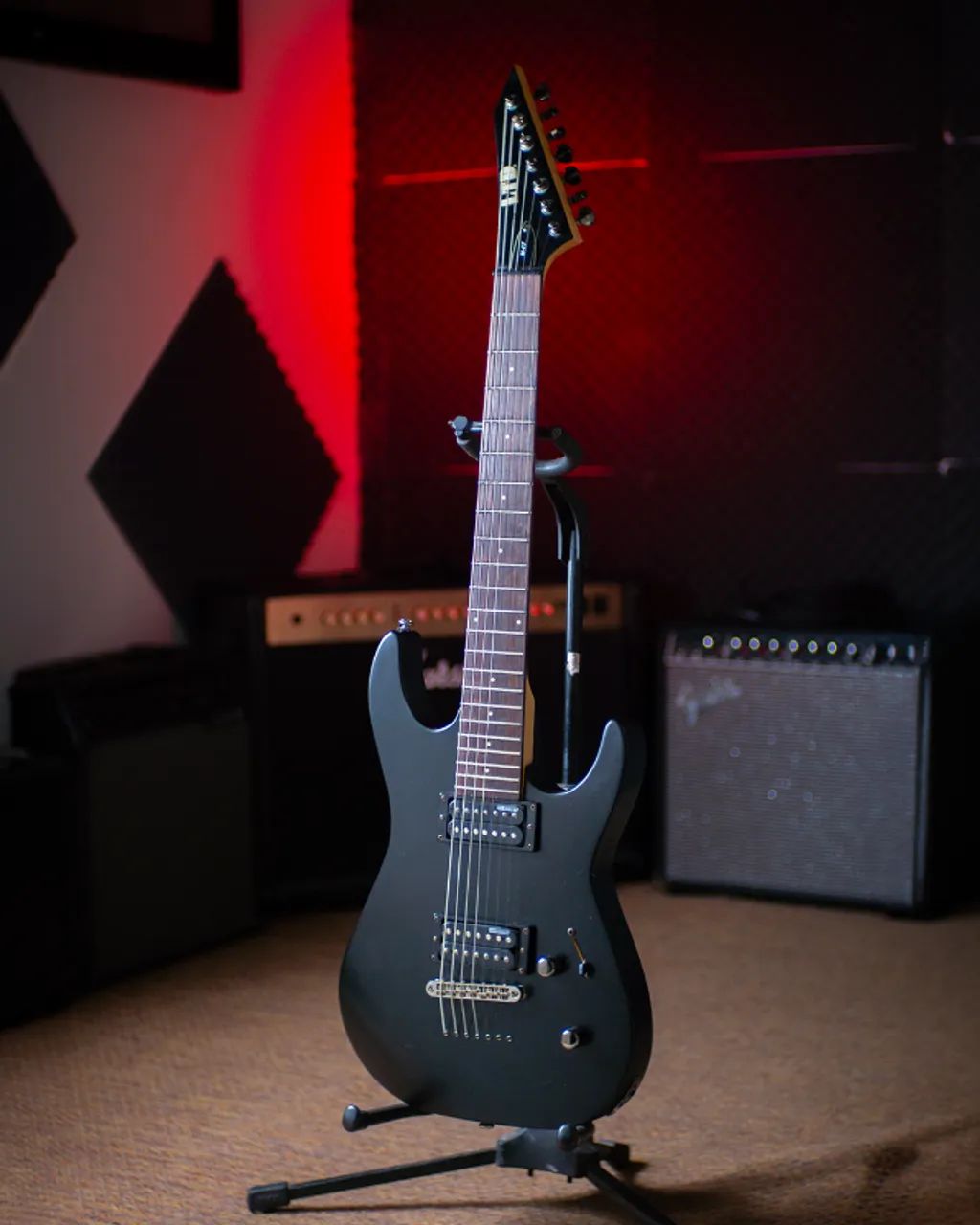 PROMOÇÃO Guitarra Elétrica LTD M-17 7 Cordas Black Matte