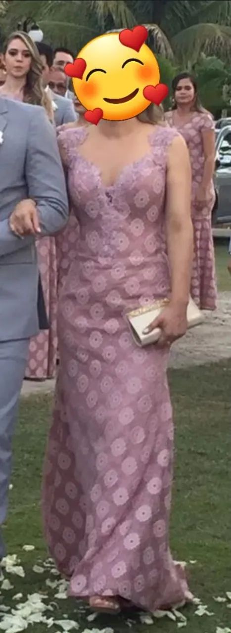 Vestido de renda maravilhoso 