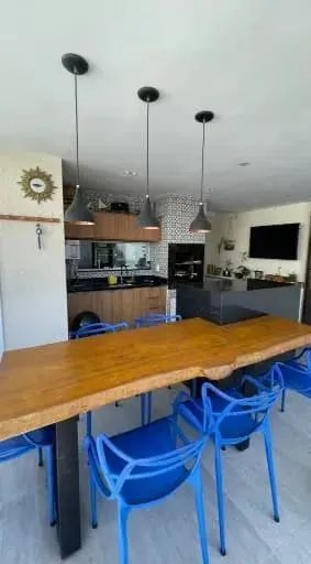 EXCELENTE COBERTURA LINEAR COM 157 M² DE 3 QUARTOS SENDO 1 SUÍTE