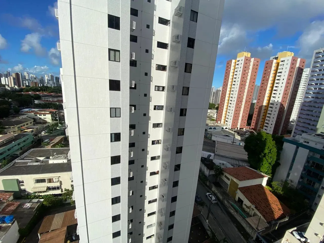 Imóvel para aluguel possui 76 m com 3 quartos, 1 suíte Torre - Recife - PE