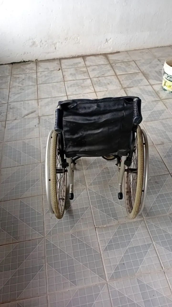 Cadeira De Roda - Foto 2